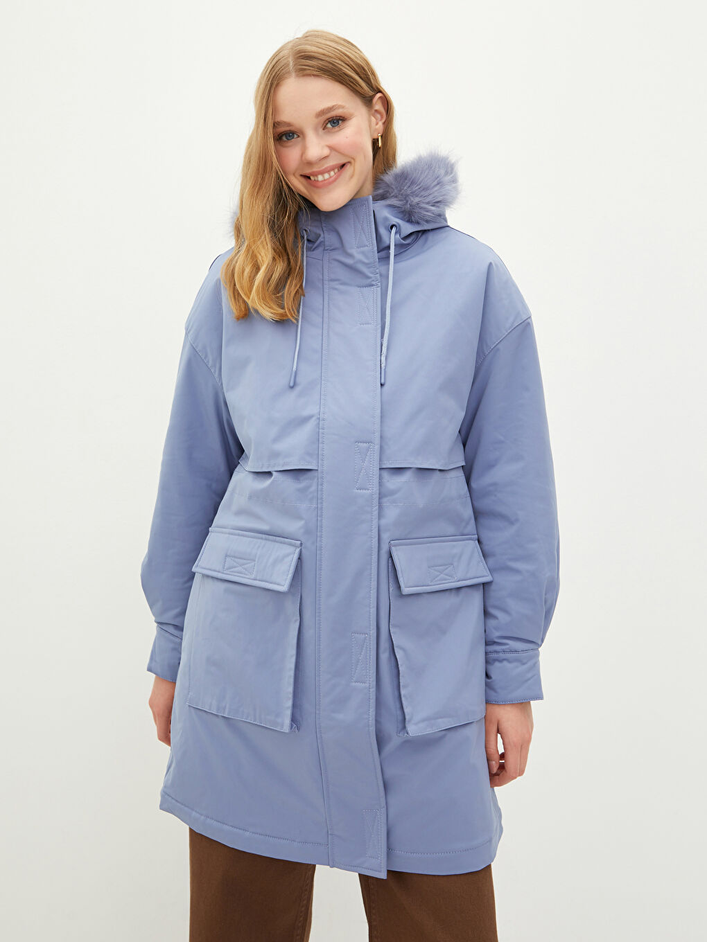 LCW Vision Parka À Capuche Coupe Régulière Manches Longues pour Femmes -W10529Z8-QBU