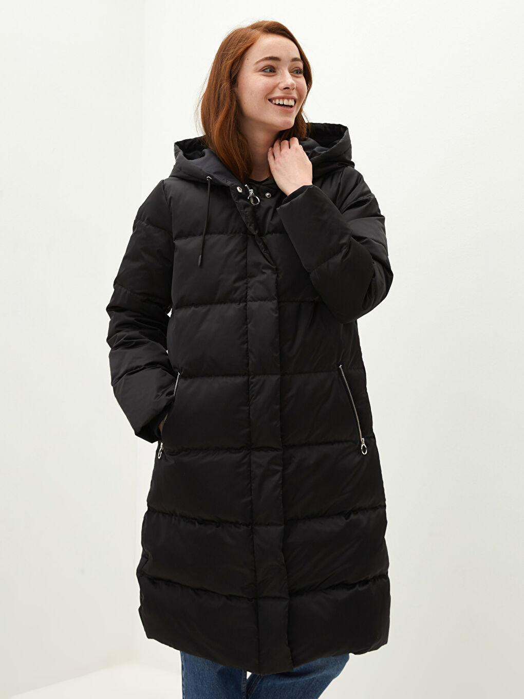 Әйелдерге арналған капюшонды өрнексіз ұзын жең қалың пуховик пальто-4