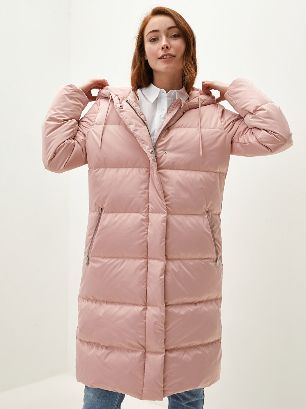 Manteau en Duvet Épais à Capuche Uni à Manches Longues pour Femmes-4
