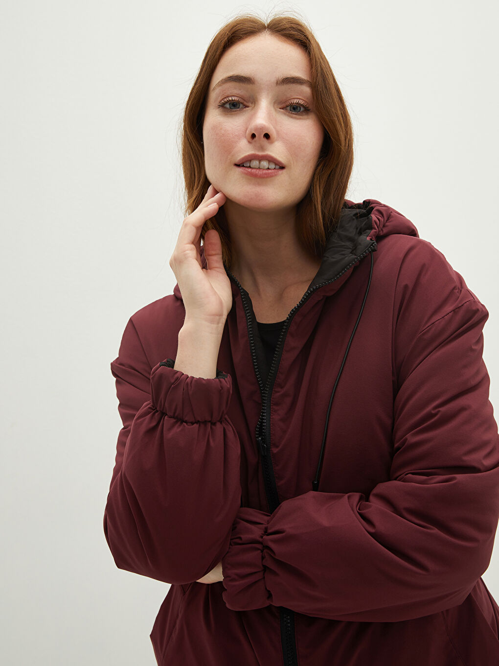 LCWAIKIKI Classic Hooded Collar Double Sided Pocket Detailed Long Sleeve Women's Raincoat -W10540Z8-CZT