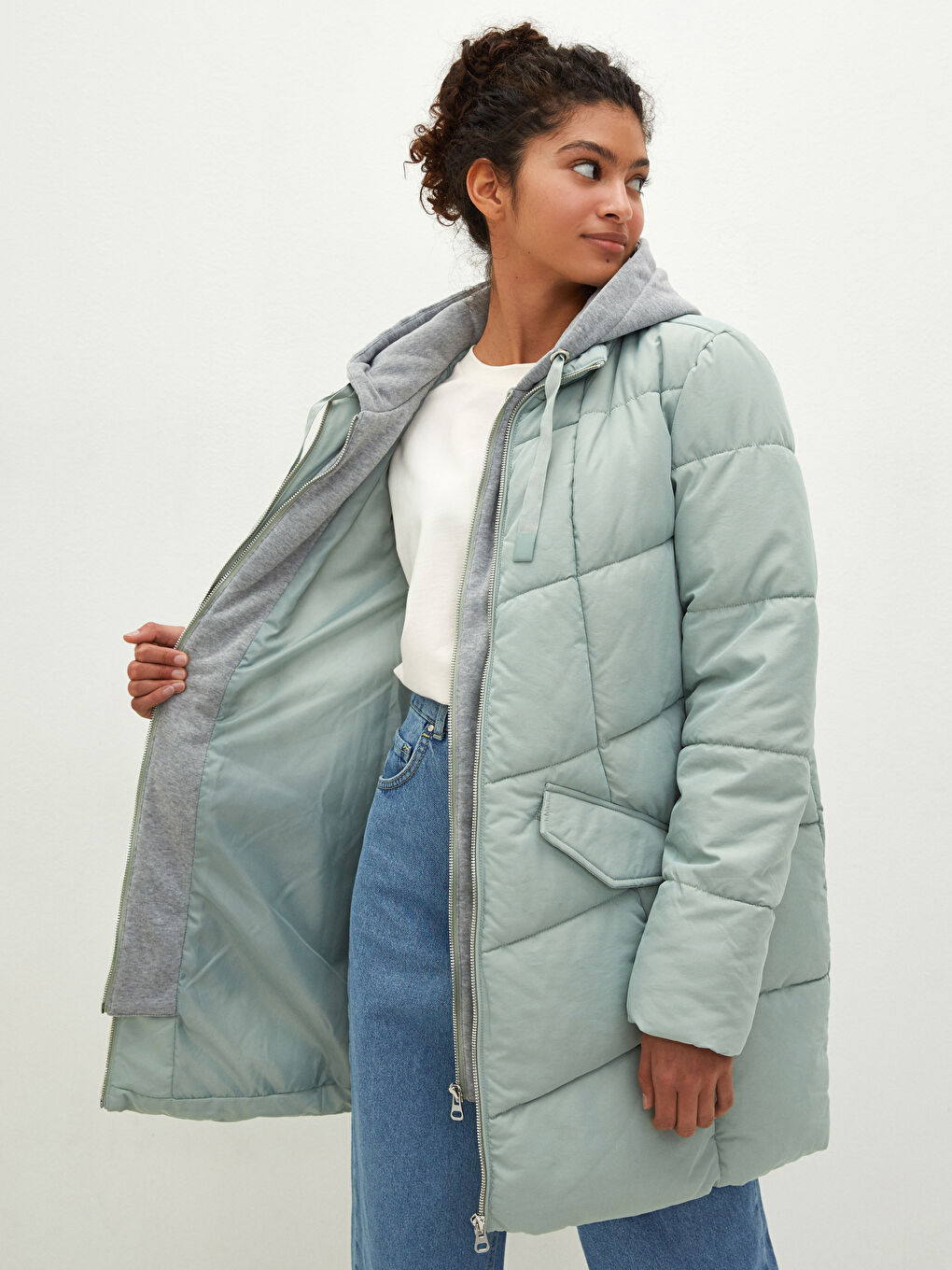 Geacă Matlasată pentru Femei cu Glugă, Simplă, Detalii Buzunar, Mânecă Lungă, Groasă-3