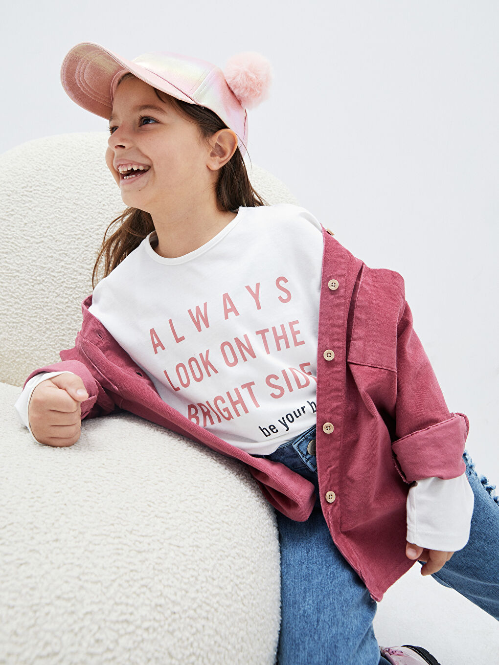 Блестящая кепка с помпоном для девочек