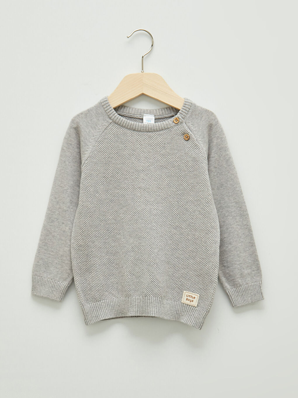Džemper za bebe dečake od trikotaže sa okruglim izrezom i uzorkom