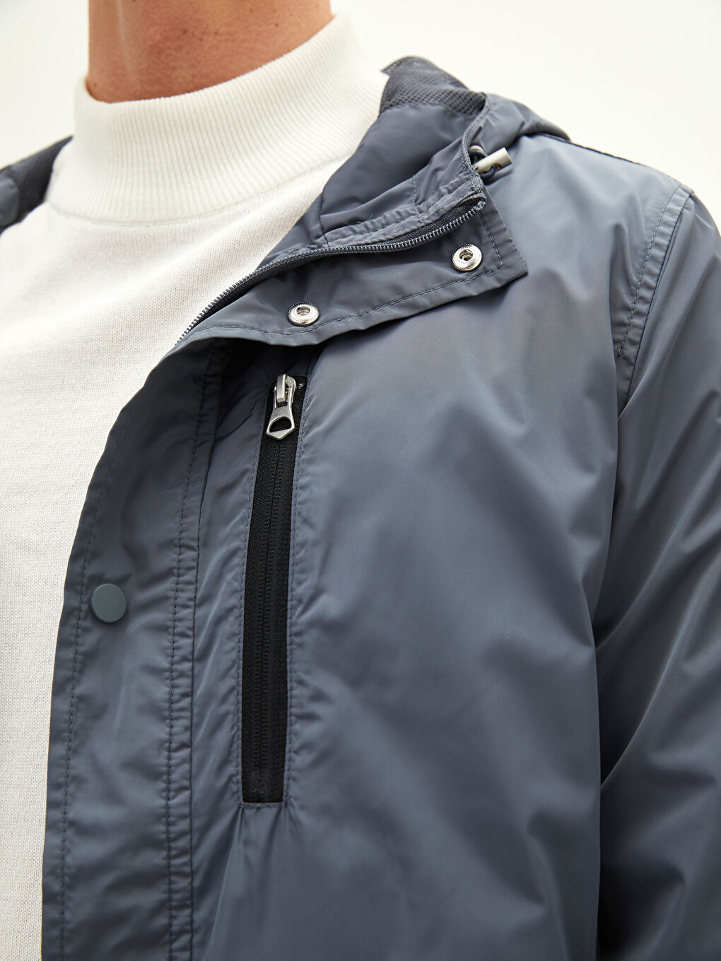 Antrasit Standart Kalıp Kapüşonlu İnce Erkek Yağmurluk-3