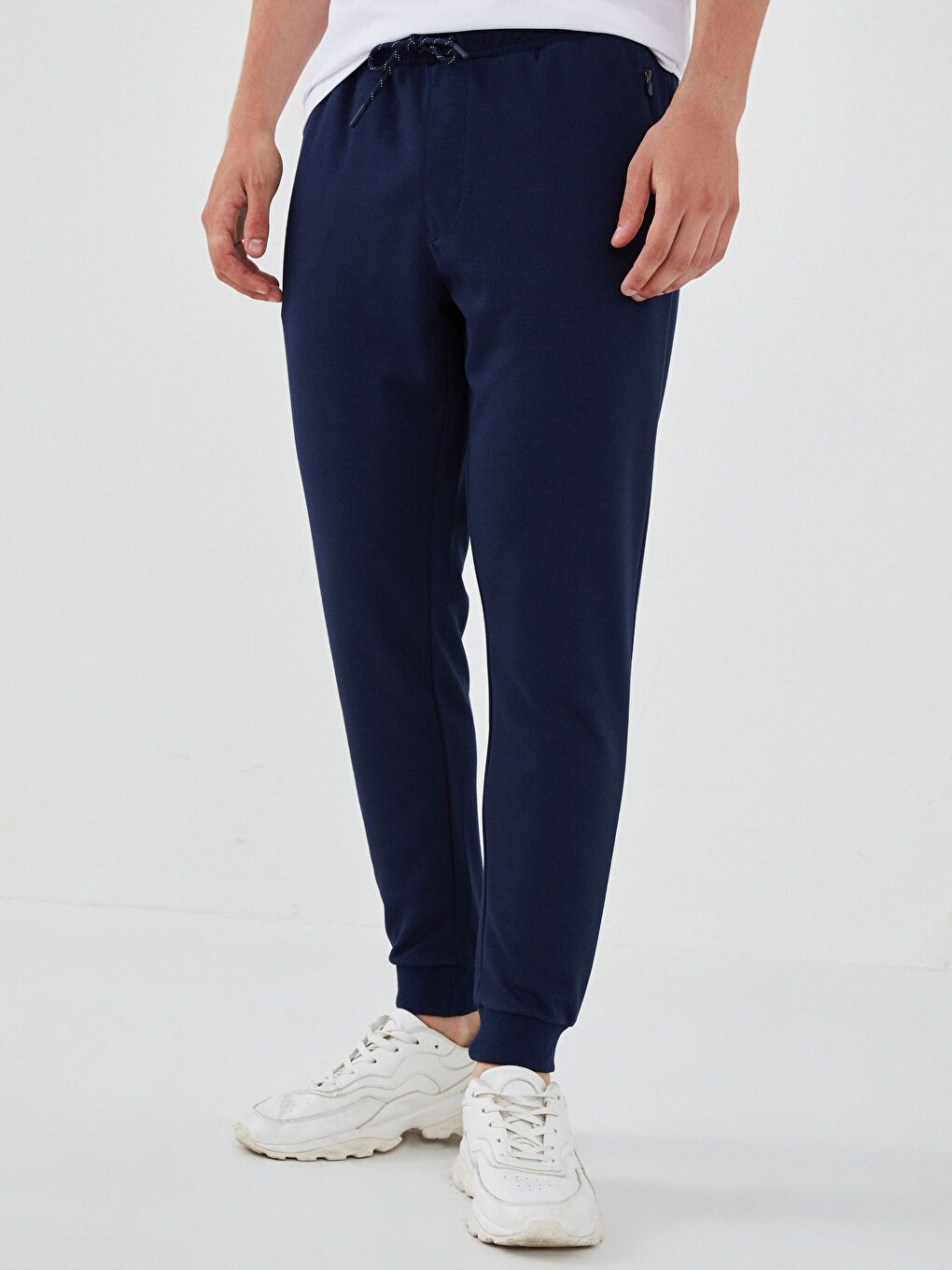 XSIDE ACTIVE Slim Fit Active Sports Men Jogger Sweatpants -W10651Z8-HRC