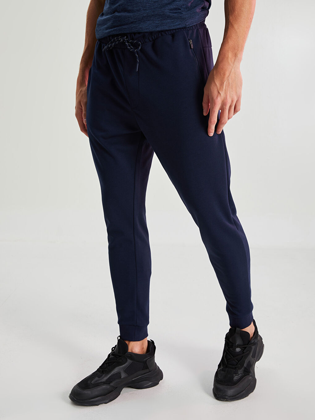 XSIDE ACTIVE Slim Fit Active Sports Men Jogger Sweatpants -W10651Z8-HRC