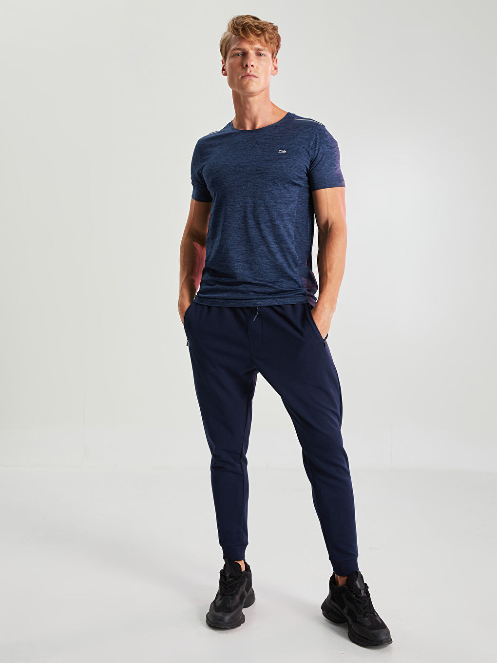 XSIDE ACTIVE Slim Fit Active Sports Men Jogger Sweatpants -W10651Z8-HRC