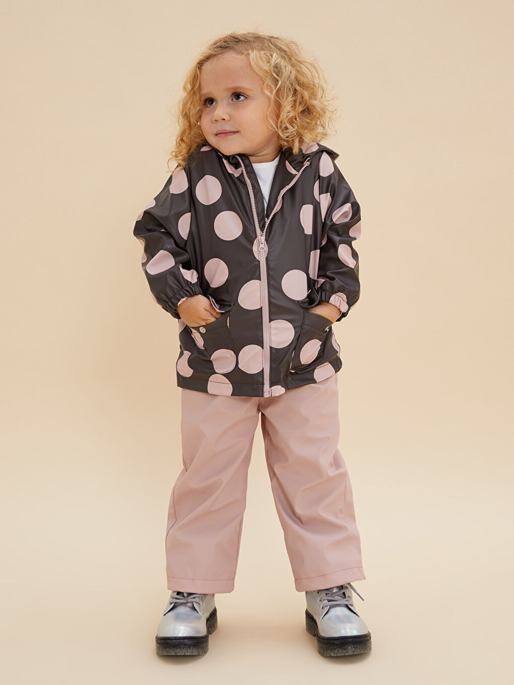 Pelerină de ploaie cu glugă, mânecă lungă, model cu buline pentru bebeluși fete-2