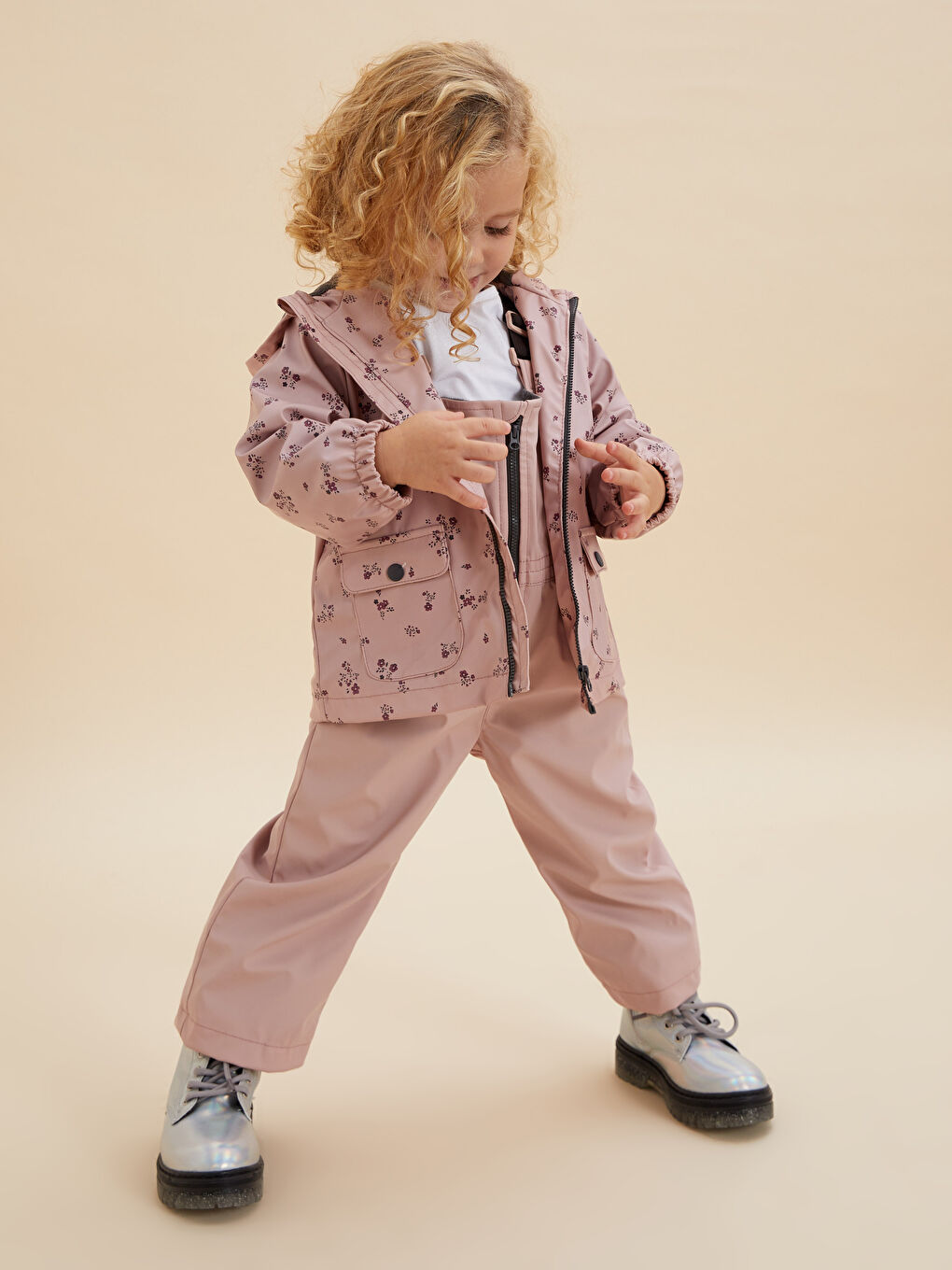 LCW baby Hooded Long Sleeve Patterned Raincoat for Baby Girl -W10663Z1-LT3