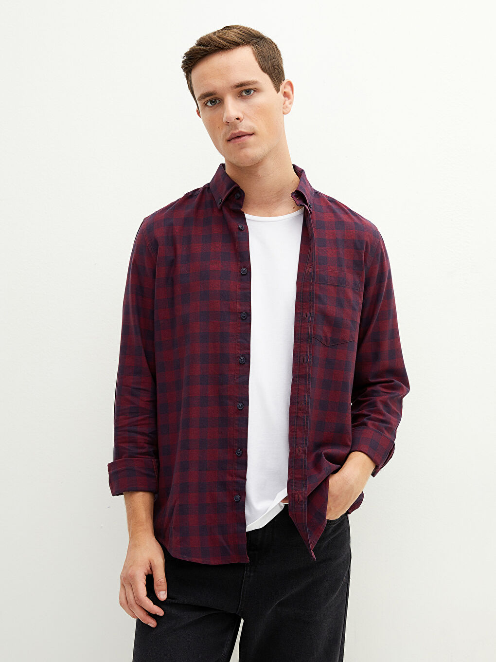 قميص رجالي كاروهات كم طويل بقصة عادية من قماش الجبردين-3