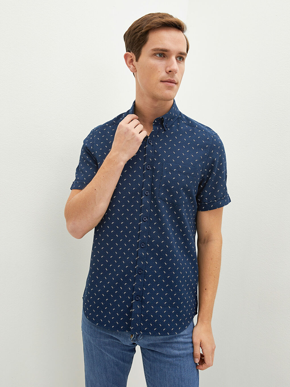 Рубашка Мужская Приталенная С Коротким Рукавом И Узором-1