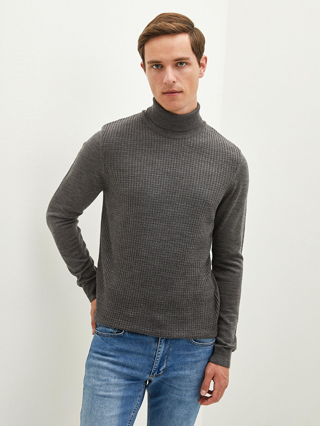 Turtleneck Long Sleeve Thin Men's Tricot Sweater-1