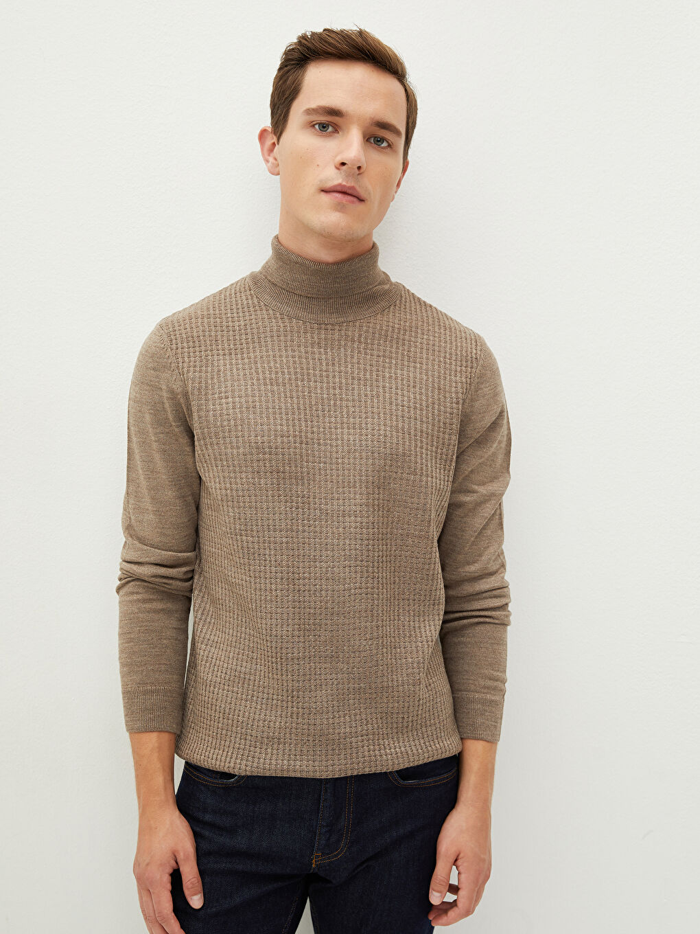 Bej Balıkçı Yaka Uzun Kollu İnce Erkek Triko Kazak-2