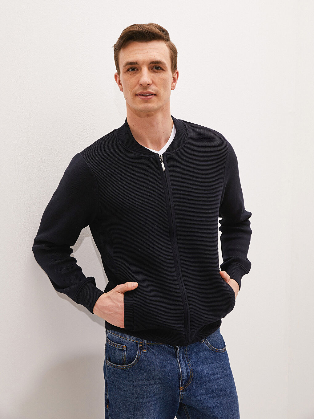 Кардиган Мужской Вязаный Приталенный С Узором Воротник Колледж