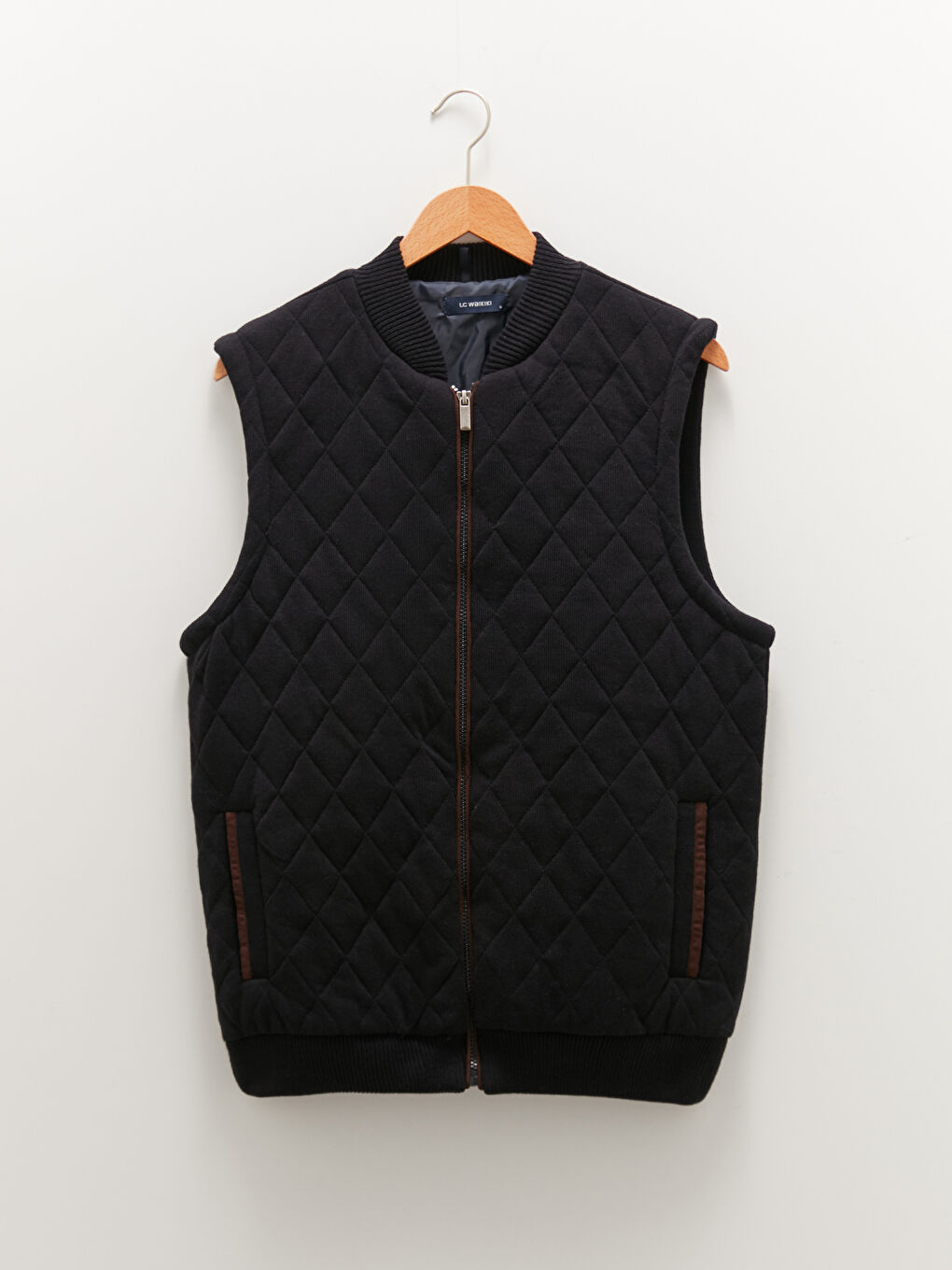 LCWAIKIKI Classic Standard Fit College Collar Thick Men's Vest -W10758Z8-NOO