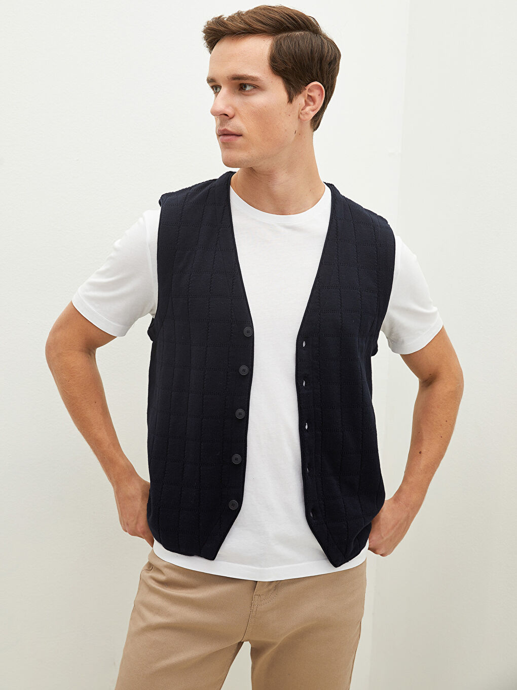 Lacivert Standart Kalıp V Yaka Erkek Triko Yelek-2