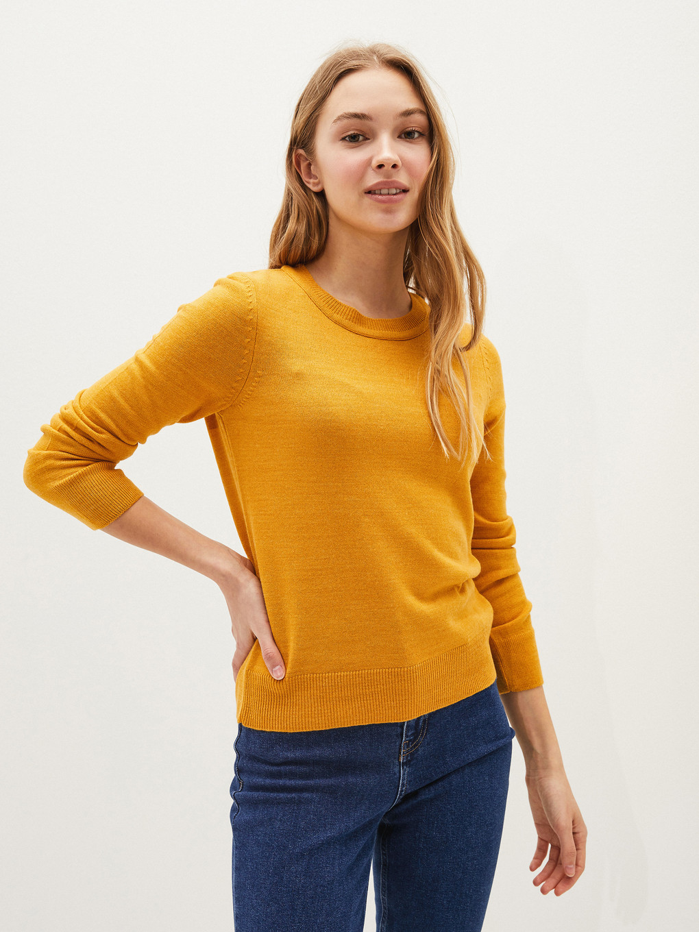 Crew Neck Plain Long Sleeved Women's Knitwear Sweater