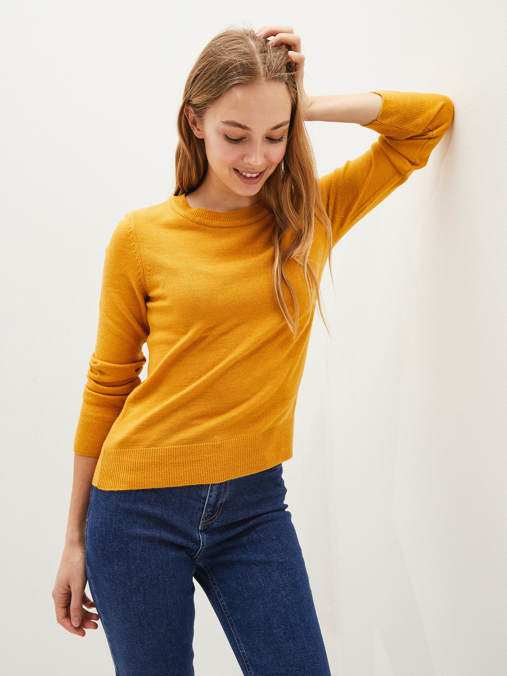 Crew Neck Plain Long Sleeved Women's Knitwear Sweater-1