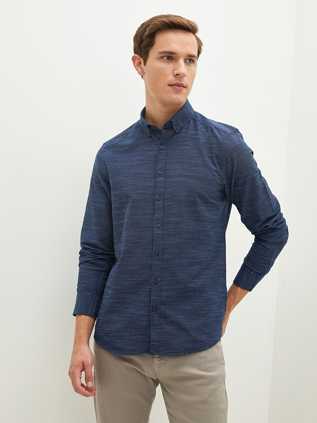 Ерлерге арналған тар пішім ұзын жең поплин жейде-1