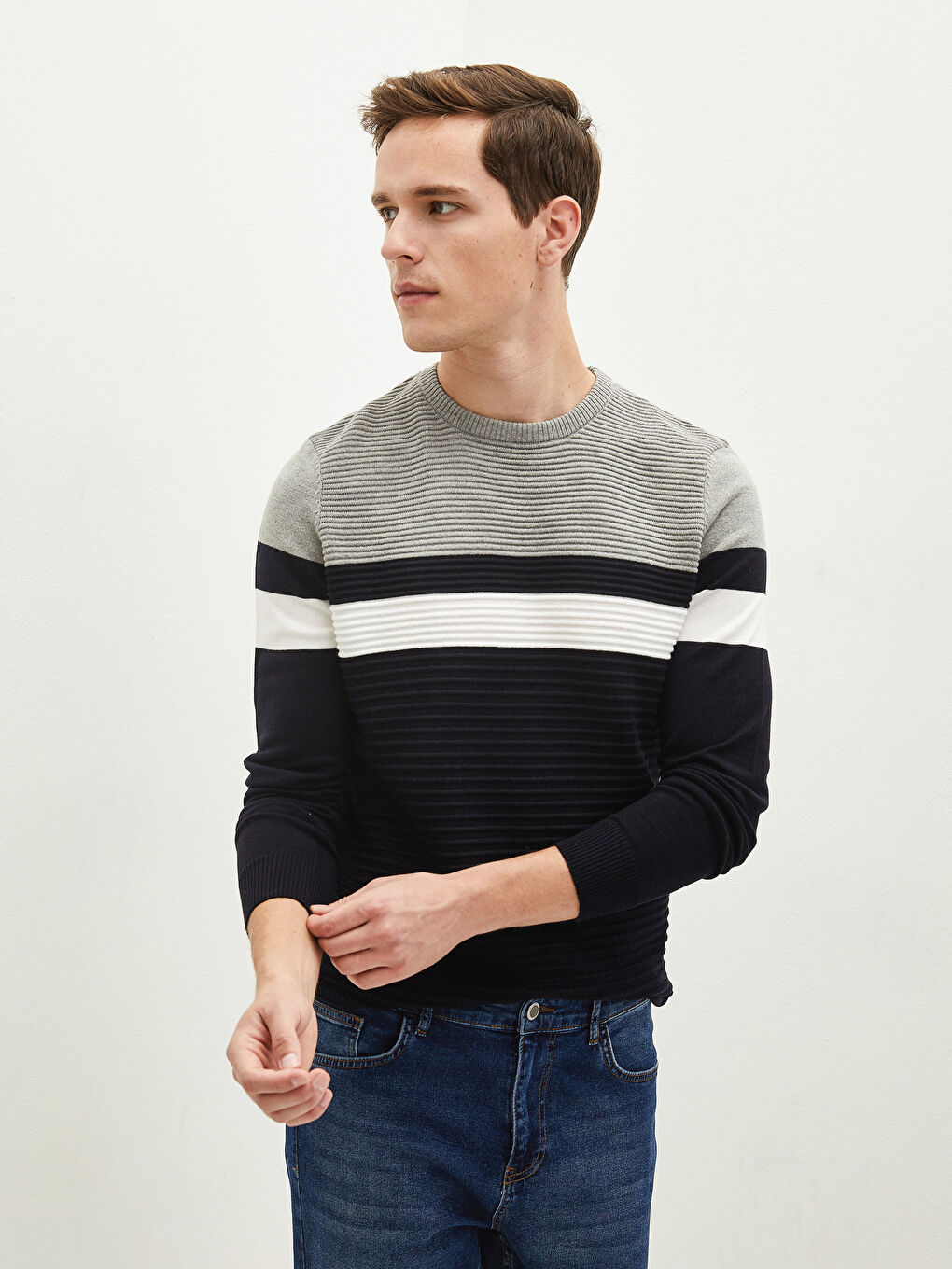 Lacivert Bisiklet Yaka Uzun Kollu Renk Bloklu Erkek Triko Kazak