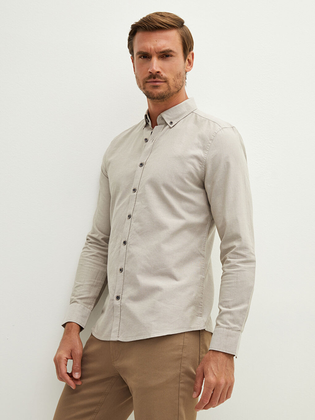 LCWAIKIKI Basic Slim Fit Long Sleeve Oxford Men's Shirt -W10880Z8-CR8
