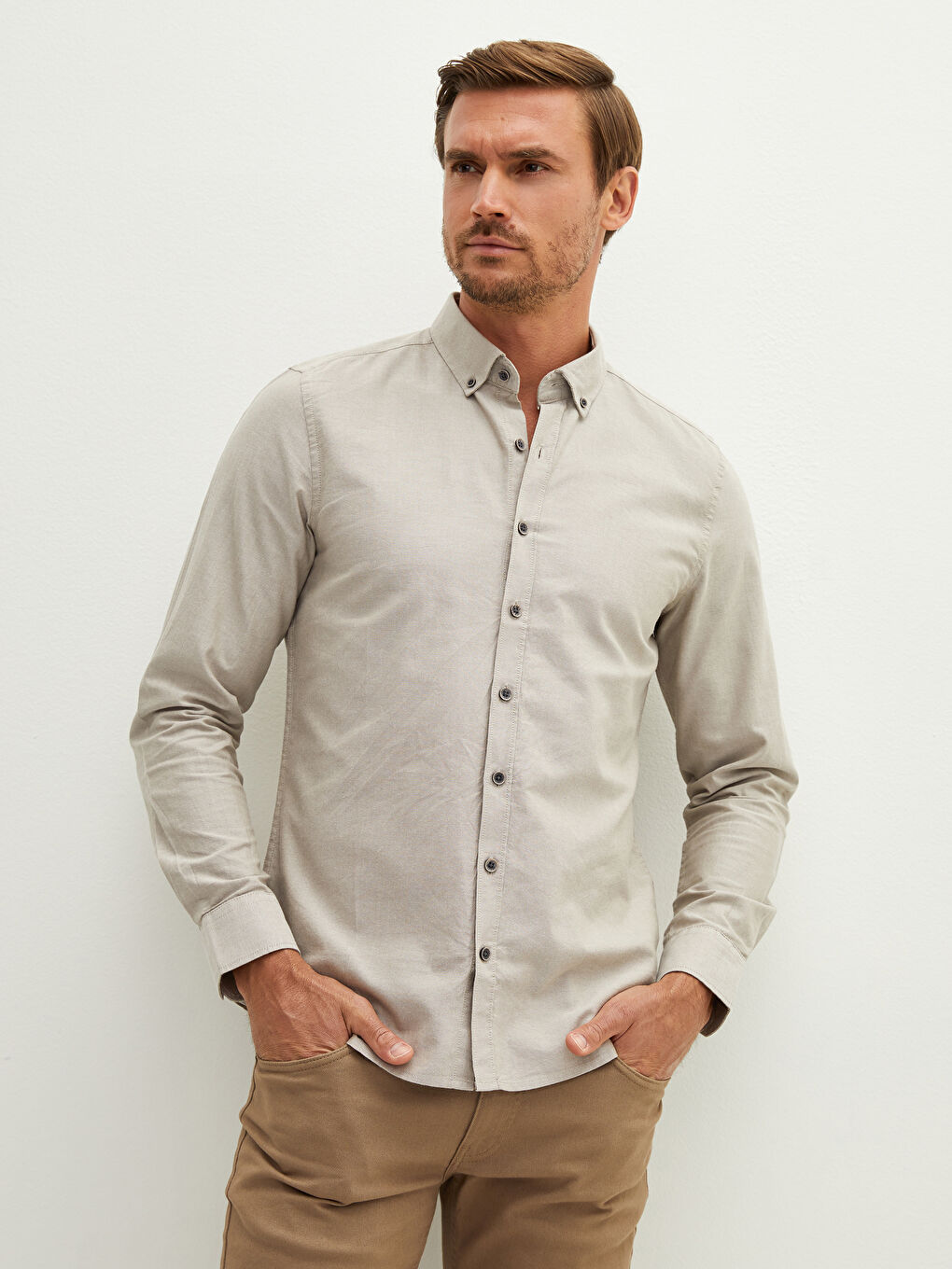 LCWAIKIKI Basic Slim Fit Long Sleeve Oxford Men's Shirt -W10880Z8-CR8