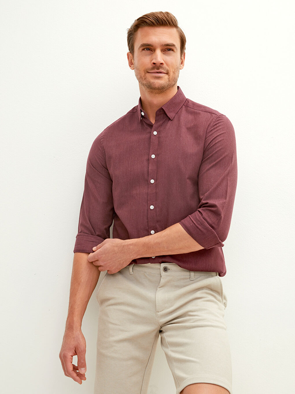 Usko Krojena Muška Košulja Dugih Rukava