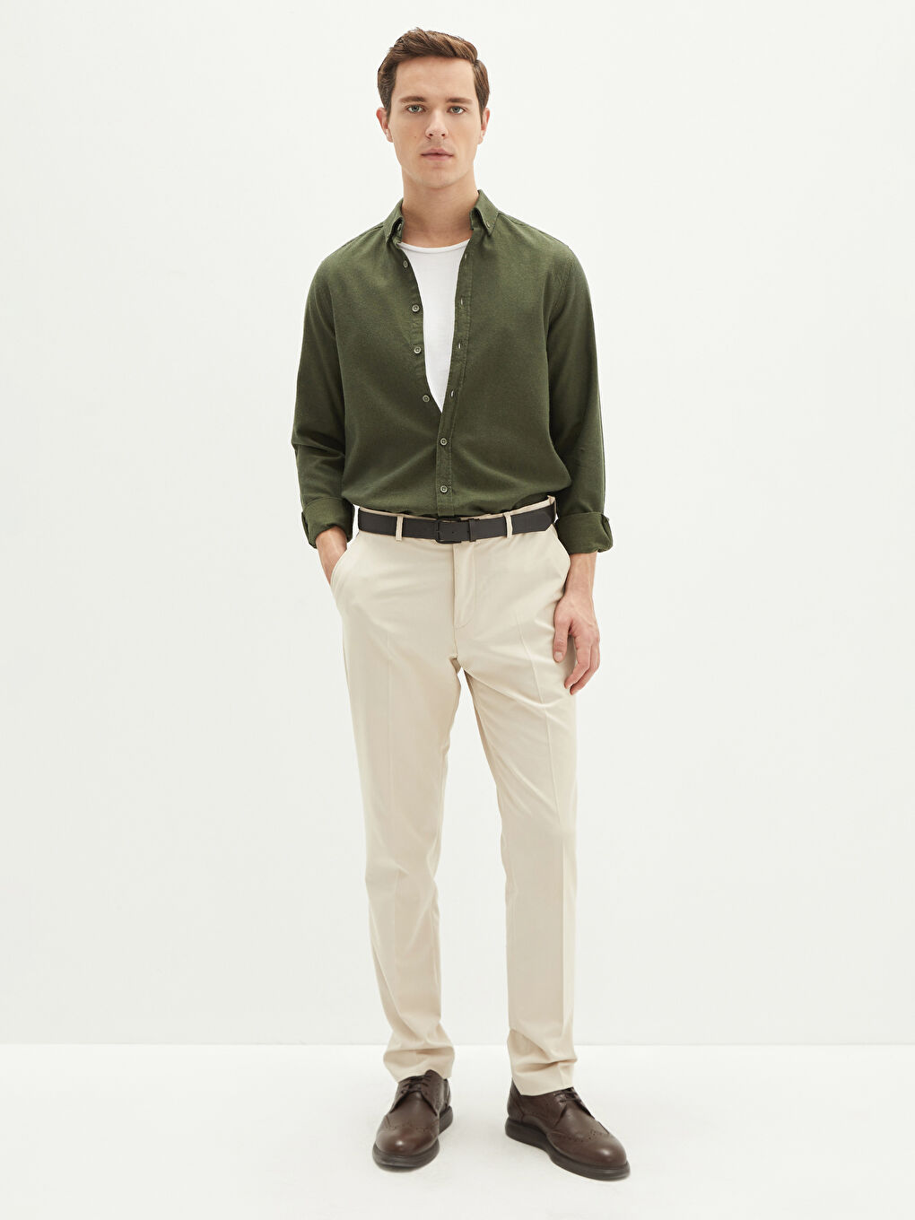 LCWAIKIKI Basic Slim Fit Long Sleeve Gabardine Men's Shirt -W10890Z8-CZE