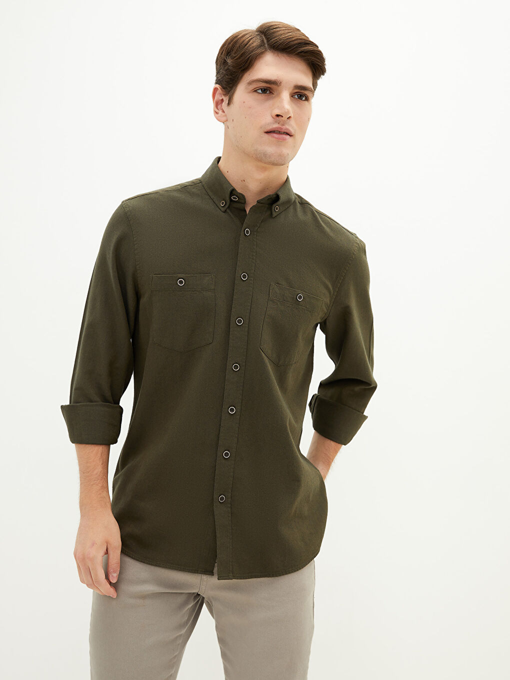 LCWAIKIKI Basic Chemise pour Hommes à Manches Longues en Gabardine Coupe Régulière -W10891Z8-KGJ