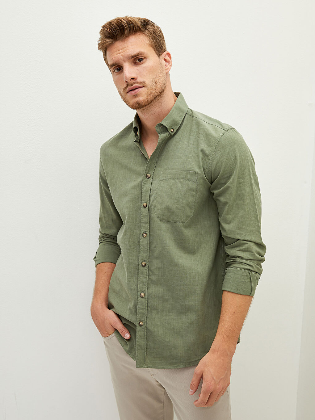 LCWAIKIKI Basic Regular Fit Long Sleeve Poplin Men's Shirt -W10895Z8-CW2