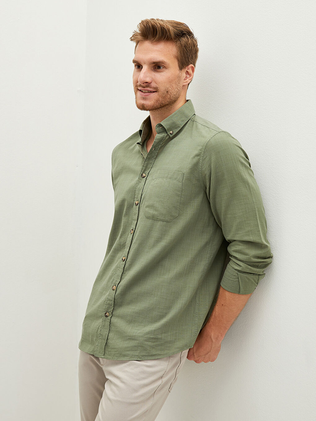 LCWAIKIKI Basic Regular Fit Long Sleeve Poplin Men's Shirt -W10895Z8-CW2