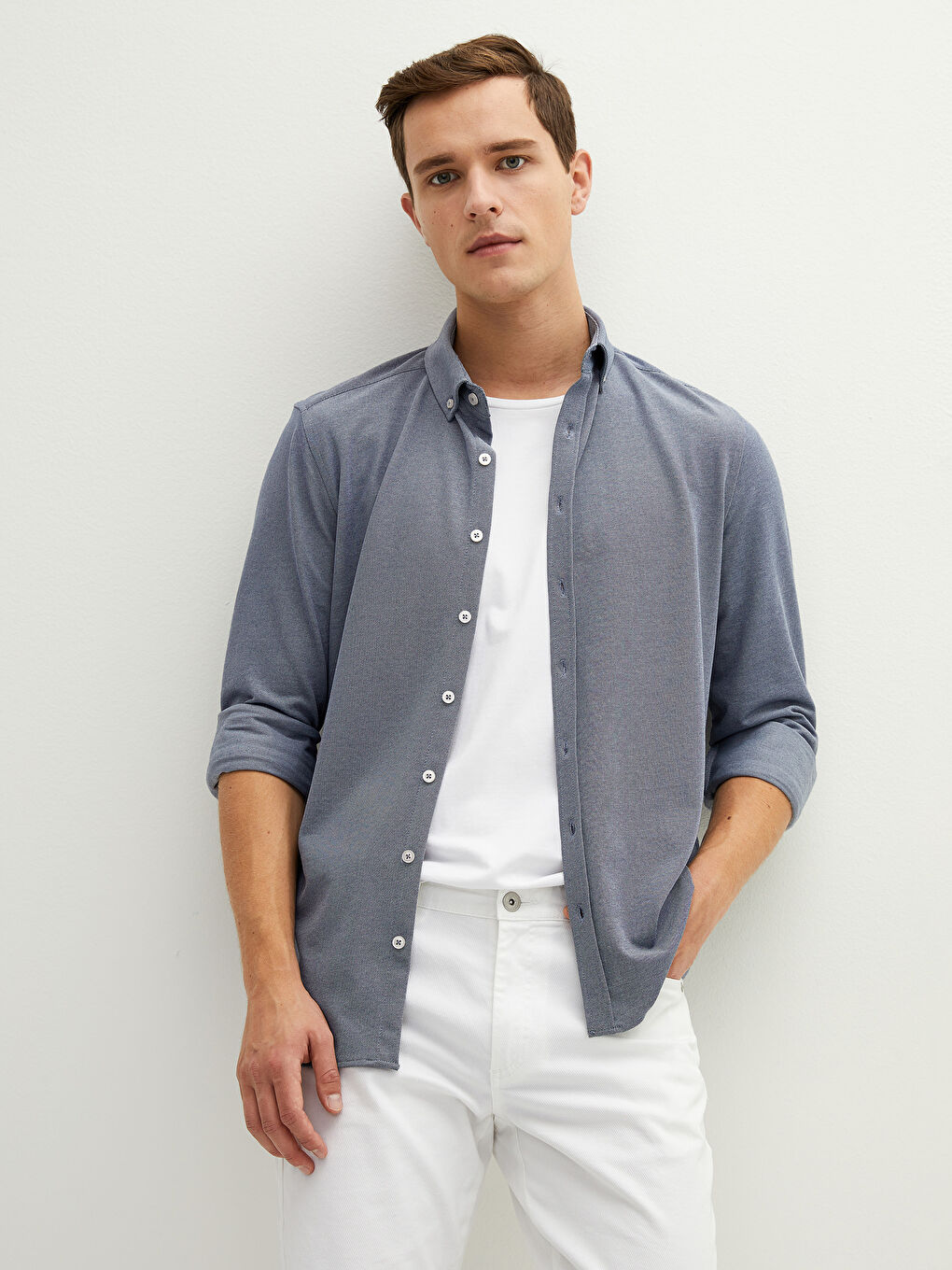 LCWAIKIKI Basic Slim Fit Uzun Kollu Örme Erkek Gömlek -W10910Z8-CS6