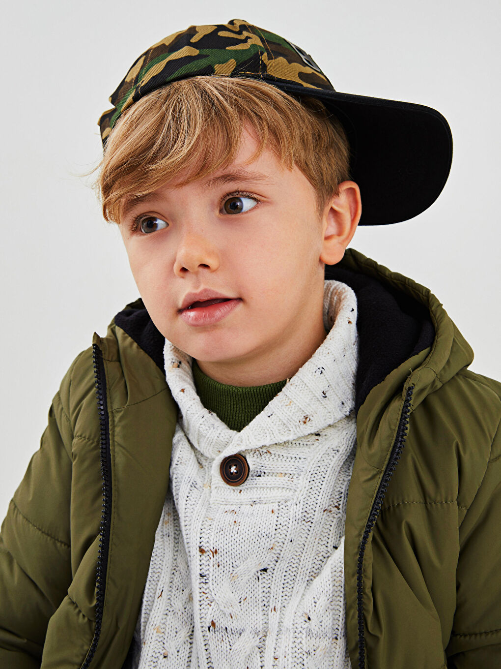 Camouflage Patterned Label Printed Boy Hat-1
