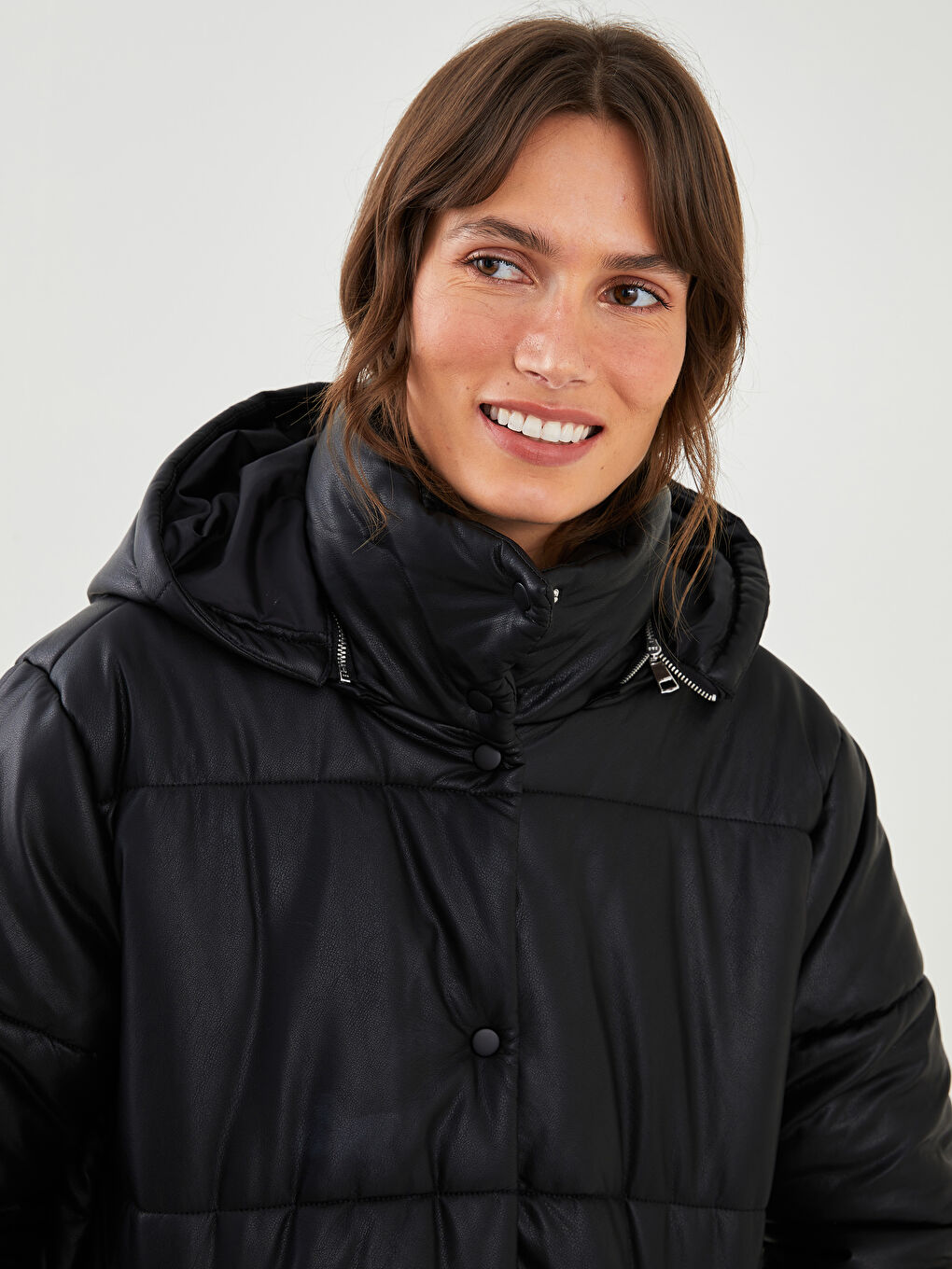 Hooded Collar Straight Pocket Detailed Leather Look Coat-9