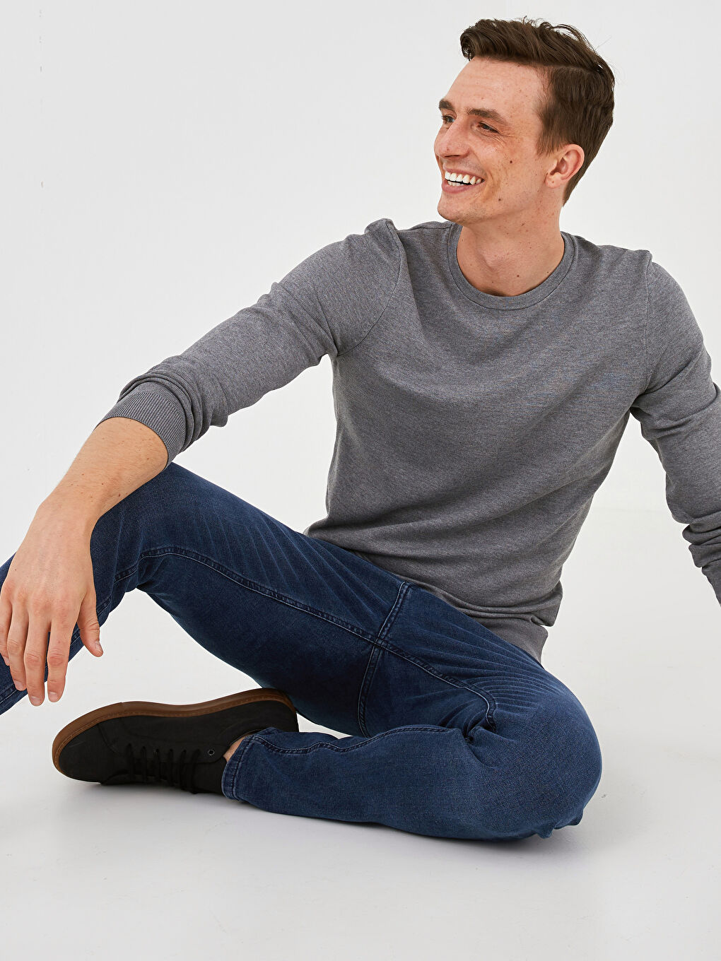 Gri Bisiklet Yaka Uzun Kollu İnce Erkek Triko Kazak-2