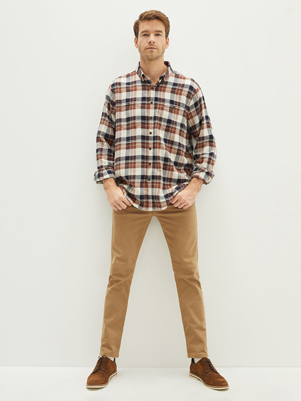 LCWAIKIKI Classic Uske Gabardinske Muške Chino Pantalone -W11065Z8-PVS