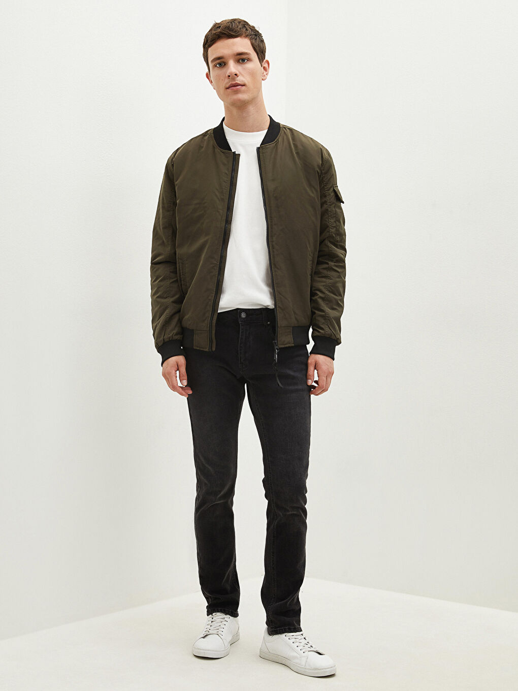 Ерлерге арналған еркін пішім колледж жағалы бомбер жұқа куртка-3