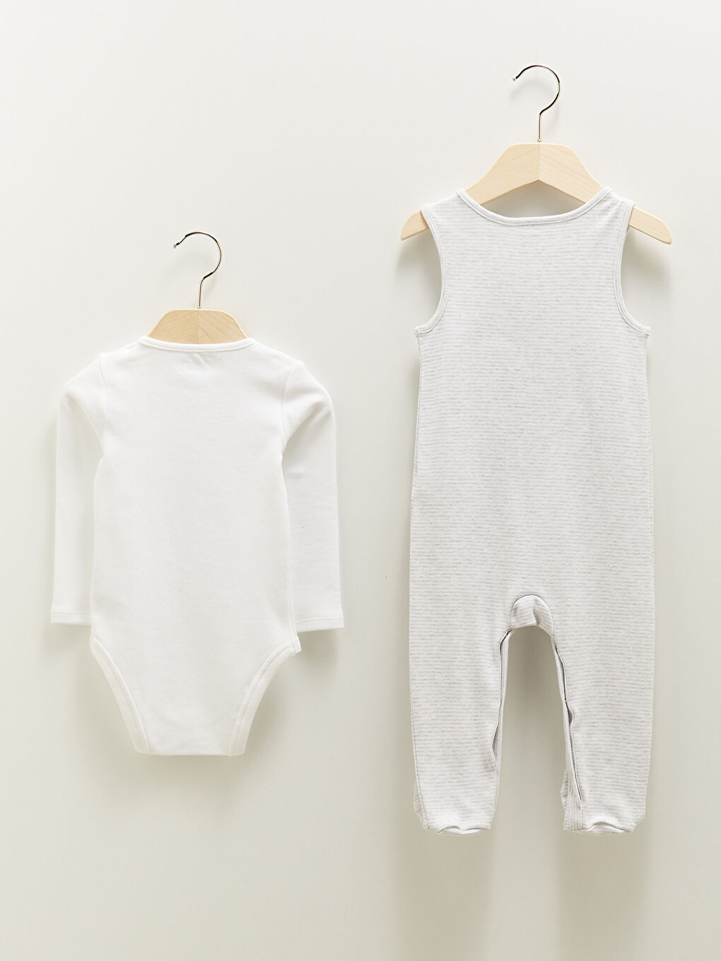 LCW baby Bisiklet Yaka Baskılı Erkek Bebek Çıtçıtlı Body ve Tulum 2'li Takım -W11109Z1-847
