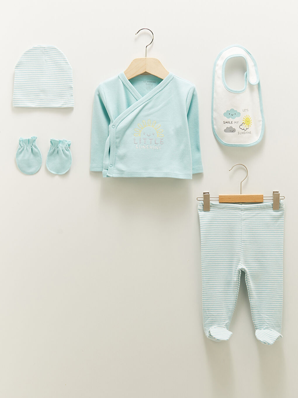 طقم مولود جديد عنق V كم طويل مطبوع ولاد صغير مستشفى