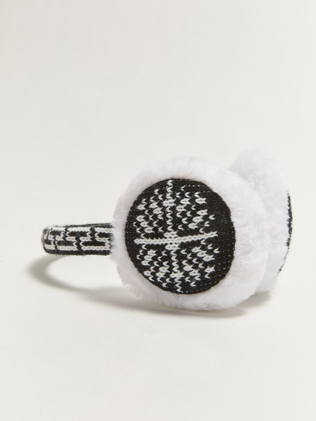 საშობაო თემატიკის პლუშის დეტალებიანი ქალებისთვის განკუთვნილი ტრიკოტაჟის ყურსასმენი-2