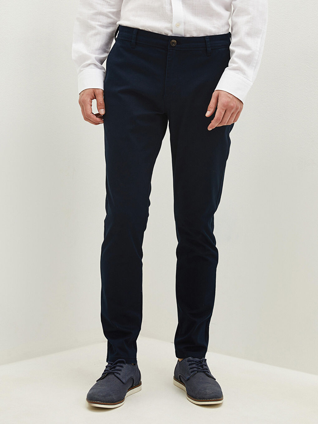 LCWAIKIKI Classic Ekstra Dar Kalıp Gabardin Erkek Chino Pantolon -W11130Z8-KN7