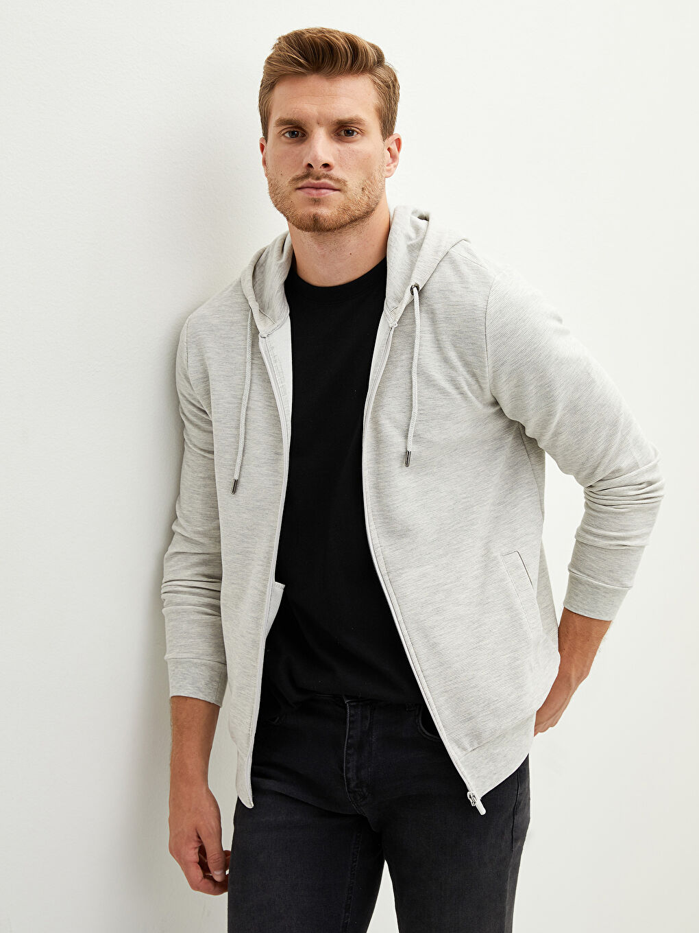 Gri Kapüşonlu Uzun Kollu Erkek Fermuarlı Sweatshirt