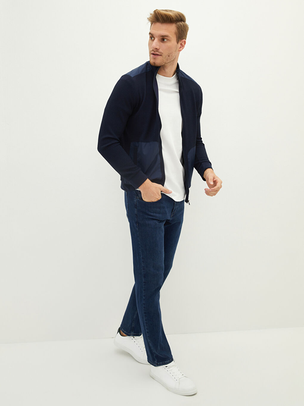 Comfortable Fit Stand Up Collar Long Sleeve Men's Sports Cardigan-3