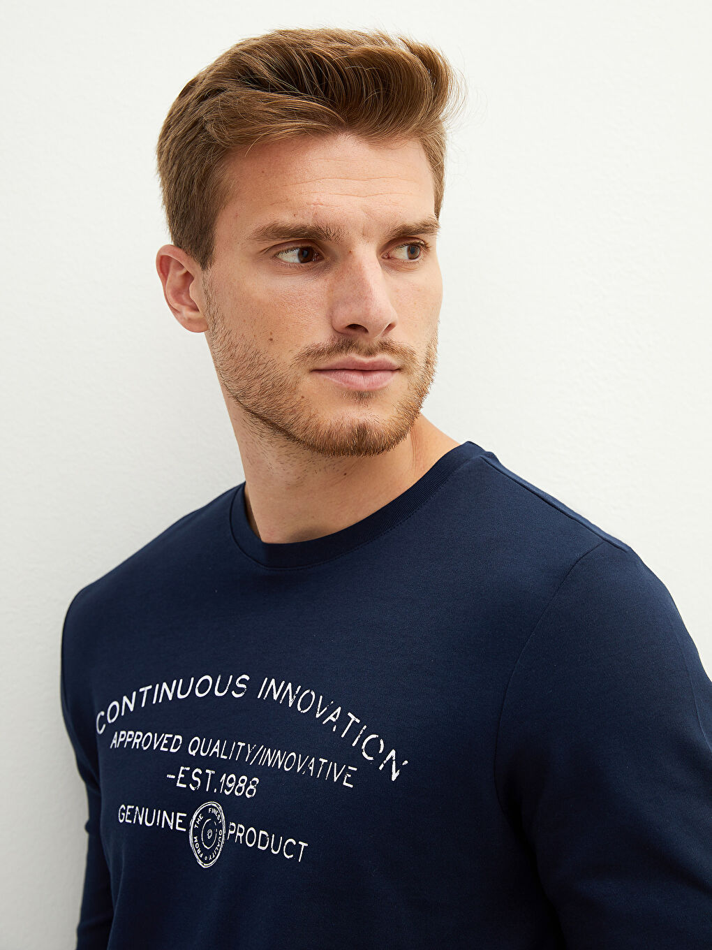 Crew Neck Long Sleeve Printed Men's T-Shirt-2
