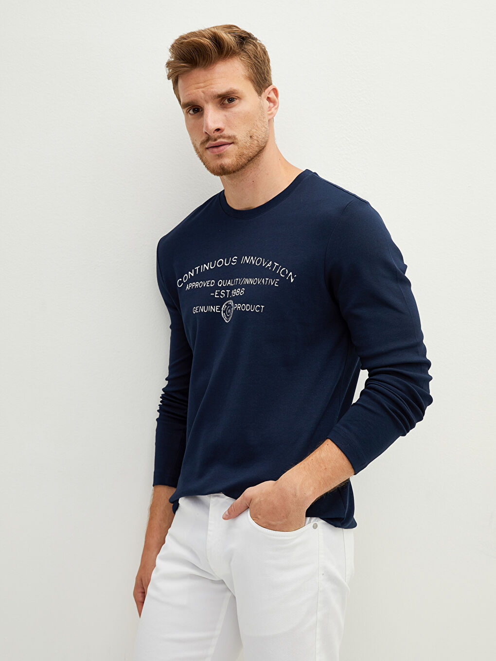 Crew Neck Long Sleeve Printed Men's T-Shirt