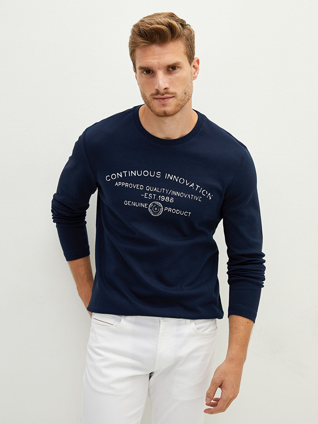 Crew Neck Long Sleeve Printed Men's T-Shirt-1