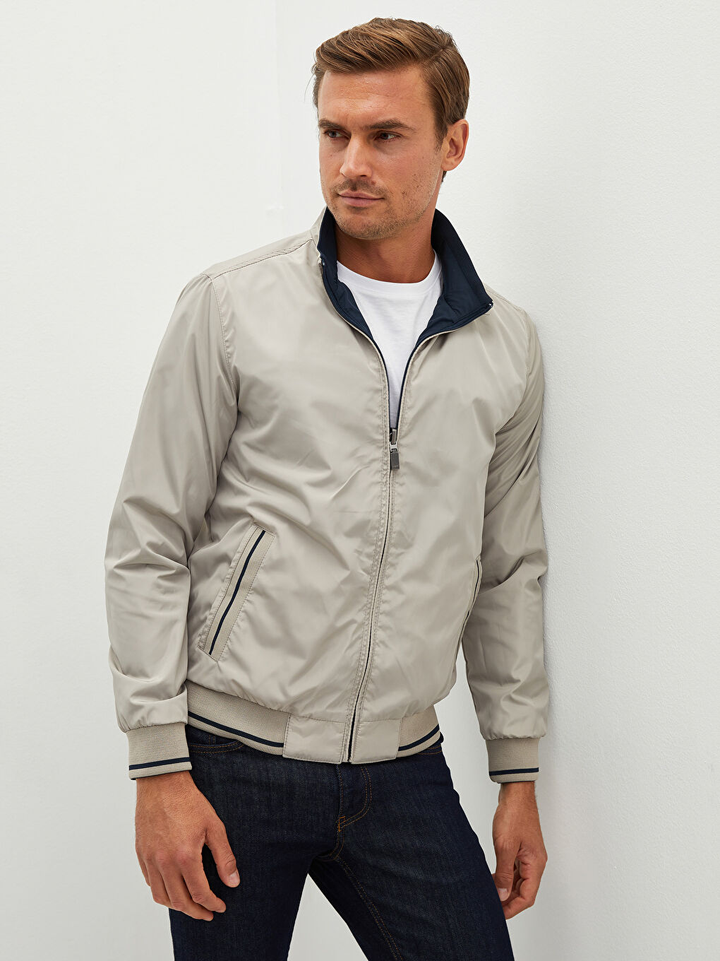 Standard Pattern Stand Up Collar Men's Bomber Jacket-3