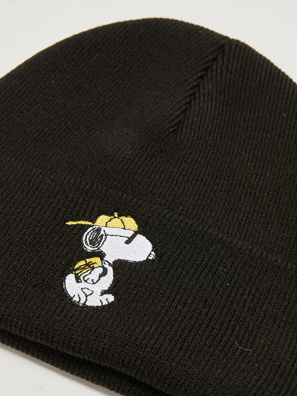 Siyah Snoopy Lisanslı Erkek Triko Bere-2