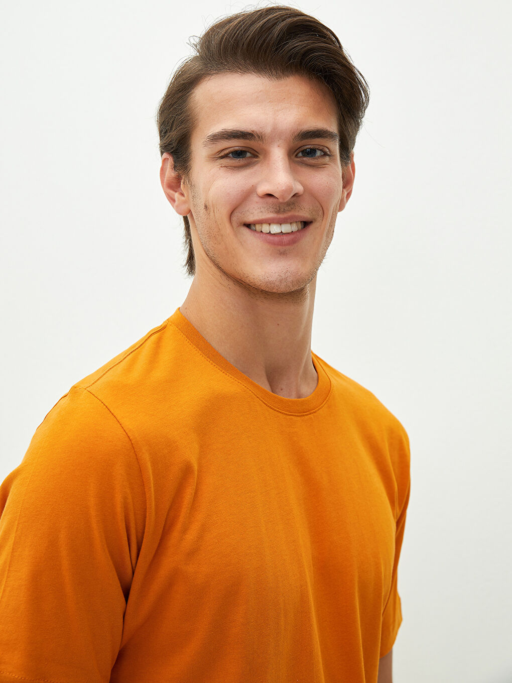 Crew Neck Short Sleeve Basic Men's T-shirt-2