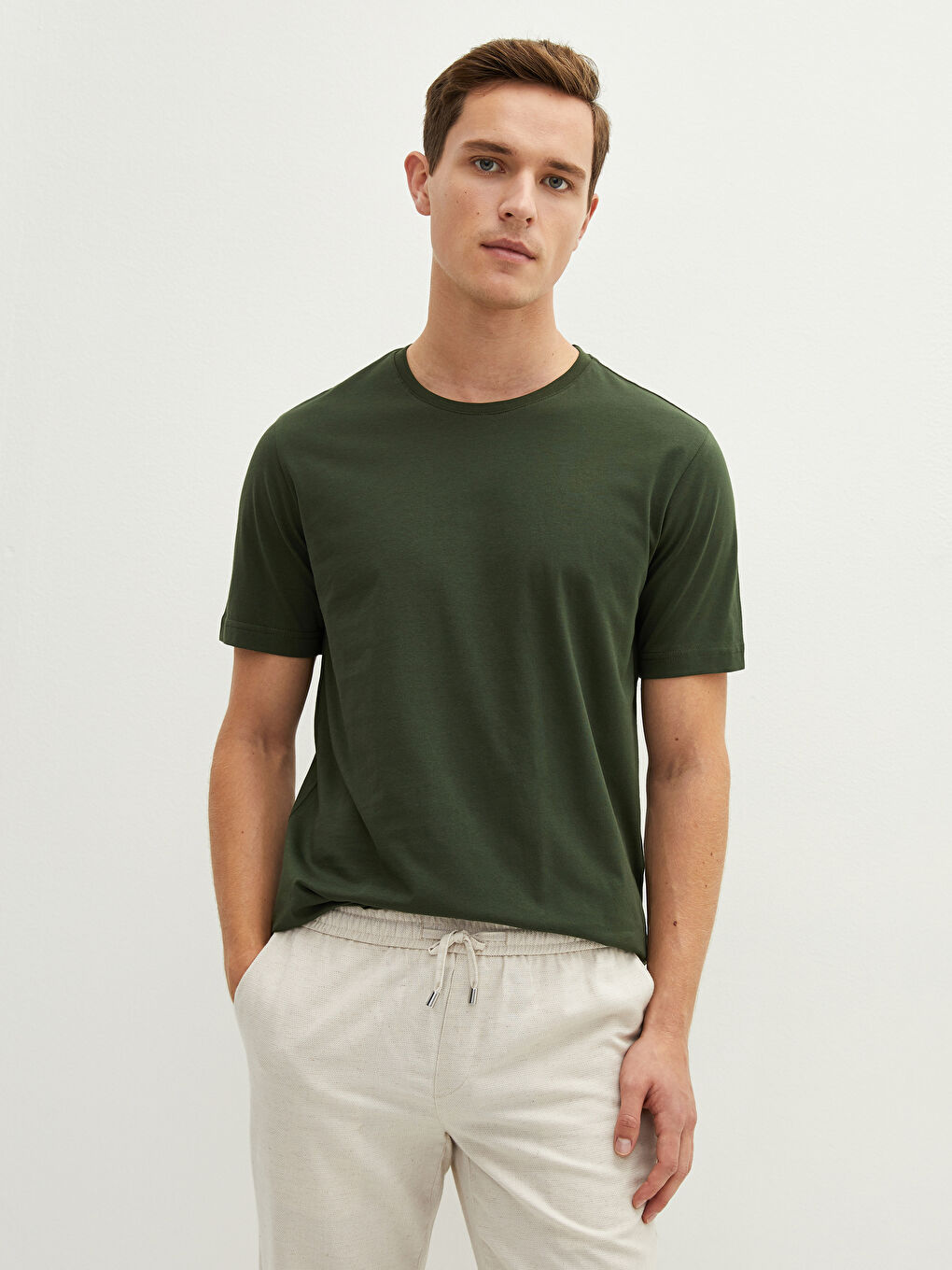 Yeşil Bisiklet Yaka Kısa Kollu Basic Erkek Tişört-1